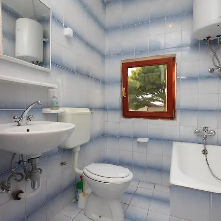 דירה With A Parking Space Medici, Omis - 7483 מימיצה