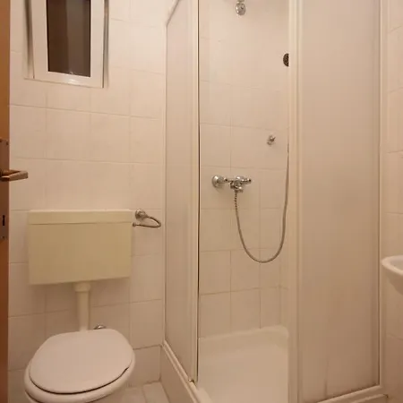 Apartament With A Parking Space Medici, Omis - 7483 Mimice