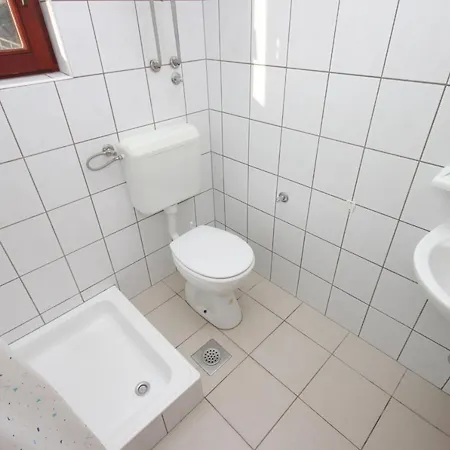 With A Parking Space Medici, Omis - 7483 * מימיצה