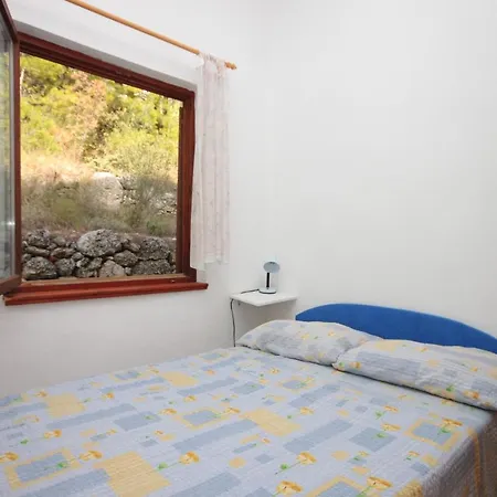 With A Parking Space Medici, Omis - 7483 דירה *