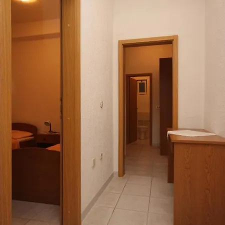 Apartament With A Parking Space Medici, Omis - 7483 Mimice