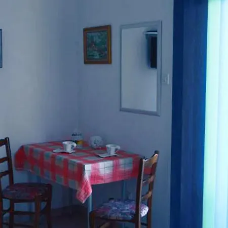 Apartament With A Parking Space Medici, Omis - 7483 Mimice